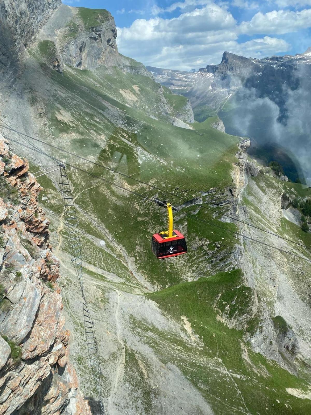 Magnifique Avec Terrasse Spacieuse Loeche-les-bains * Leukerbad