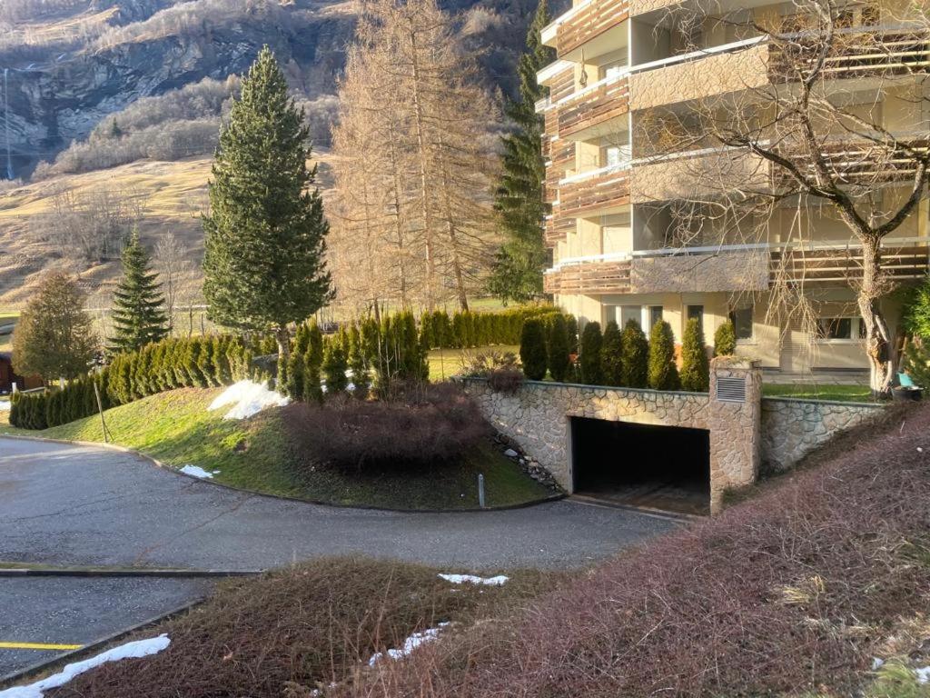 Magnifique Avec Terrasse Spacieuse Loeche-les-bains Leukerbad